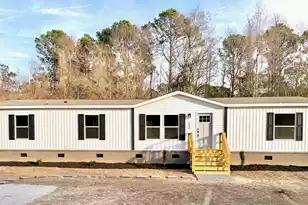 1040 Merell Ave, Bonneau, SC 29431 - Photo 1