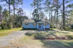 402 Golf Rd, Summerville, SC 29483 - Photo 1