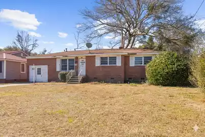 2711 Kershaw Street, North Charleston, SC 29405 - Photo 1