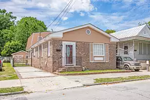377 Ashley Ave, Charleston, SC 29403 - Photo 1
