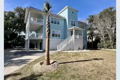 15 42nd Avenue, Isle Of Palms, SC 29451 - Photo 1