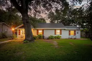 1540 Fort Johnson Rd, Charleston, SC 29412 - Photo 1