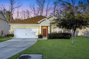 543 Man O War Ln, Moncks Corner, SC 29461 - Photo 1