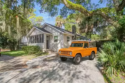 112 West Huron Avenue W, Folly Beach, SC 29439 - Photo 1