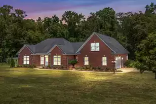 637 Cummings Chapel Rd, Ridgeville, SC 29472 - Photo 1