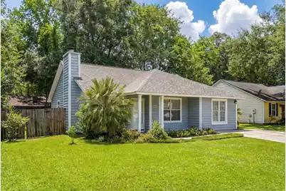 1307 Lake Mallard Boulevard, Mount Pleasant, SC 29464 - Photo 1