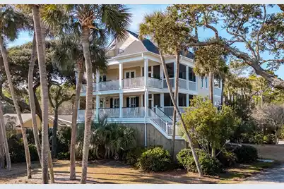 802 Ashley Avenue W, Folly Beach, SC 29439 - Photo 1
