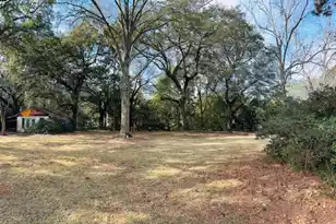 835 Mellichamp Dr, Charleston, SC 29412 - Photo 1