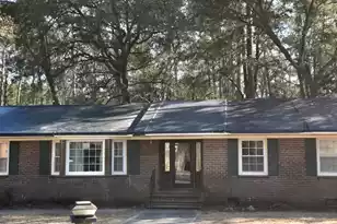 101 Spring St, Summerville, SC 29485 - Photo 1