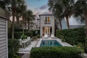 18 Logan St, Charleston, SC 29401 - Photo 1