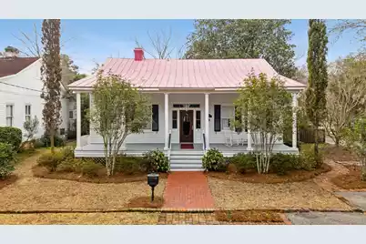 214 Doty Avenue E, Summerville, SC 29483 - Photo 1