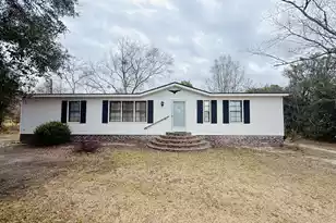 1390 Brantley Ave, Summerton, SC 29148 - Photo 1