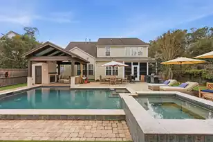 2011 Hammond Dr, Mount Pleasant, SC 29466 - Photo 1