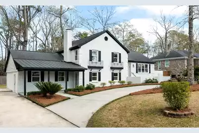 325 Fairington Drive, Summerville, SC 29485 - Photo 1