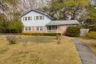 14 Huguenot Ave, Charleston, SC 29407 - Photo 1