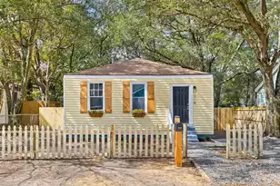 2718 Surrey Dr E, North Charleston, SC 29405 - Photo 1