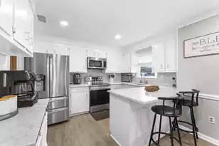 411 Indian Dr, Summerville, SC 29486 - Photo 1