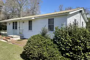 321 Dawson St, Eutawville, SC 29048 - Photo 1