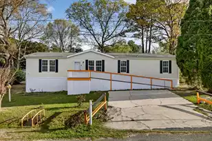 106 Minnie Ct, Moncks Corner, SC 29461 - Photo 1