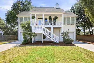 1431 Hindman Avenue, Mount Pleasant, SC 29464 - Photo 1