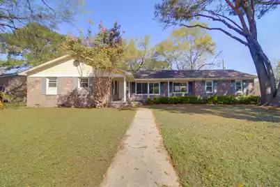 1240 Oakcrest Drive, Charleston, SC 29412 - Photo 1