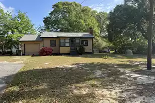 102 Norris Dr, Eutawville, SC 29048 - Photo 1