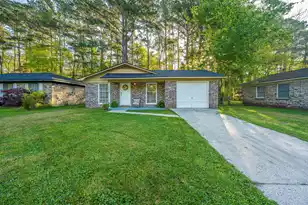 302 Elliott Dr, Ladson, SC 29456 - Photo 1