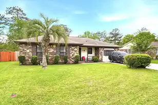 218 Village Green Cir, Summerville, SC 29486 - Photo 1