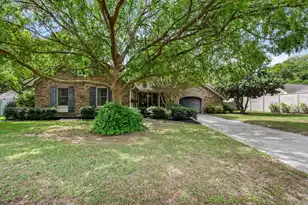 971 Foxcroft Rd, Charleston, SC 29412 - Photo 1