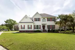 2800 Bottlebrush Ct, Mount Pleasant, SC 29466 - Photo 1