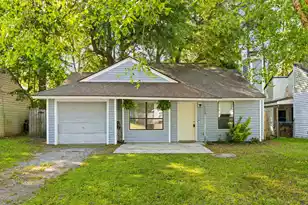 134 Mickler Dr, Ladson, SC 29456 - Photo 1