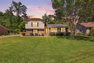 219 Pointer Dr, Summerville, SC 29485 - Photo 1