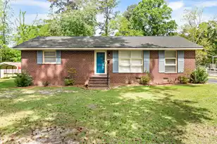 843 Carolina Ave, Orangeburg, SC 29115 - Photo 1