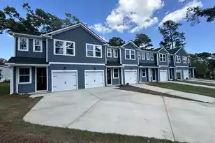 121 Berry Shls Dr, Summerville, SC 29485 - Photo 1