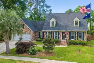 105 Dove Ln, Summerville, SC 29485 - Photo 1