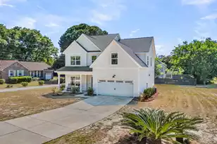 651 Spark St, Mount Pleasant, SC 29464 - Photo 1