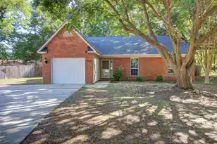 4784 Porter Dr, North Charleston, SC 29420 - Photo 1