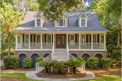 3868 Colonel Vanderhorst Circle, Mount Pleasant, SC 29466 - Photo 1