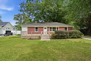 131 Harvey Ave, Goose Creek, SC 29445 - Photo 1