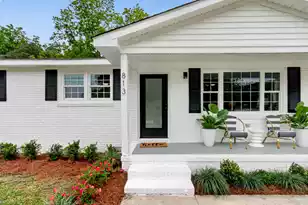 813 Brigantine Dr, Charleston, SC 29412 - Photo 1