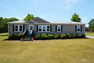 126 Meredith Dr, Eutawville, SC 29048 - Photo 1