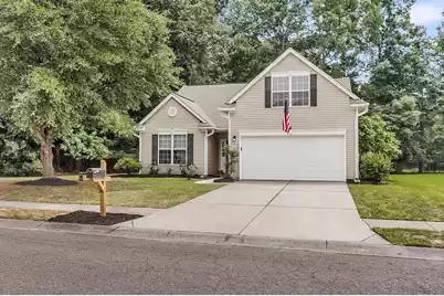 621 Beverly Drive, Summerville, SC 29485 - Photo 1