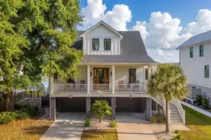 1421 Appling Dr, Mount Pleasant, SC 29464 - Photo 1