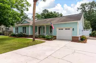 1511 Wakendaw Rd, Mount Pleasant, SC 29464 - Photo 1