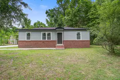 151 Stratton Drive, North Charleston, SC 29420 - Photo 1