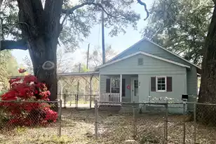 708 Francis St, Walterboro, SC 29488 - Photo 1
