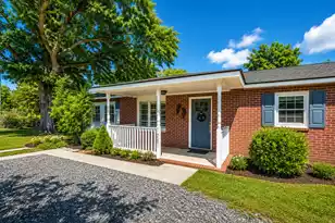 1281 Pickett St, Charleston, SC 29412 - Photo 1