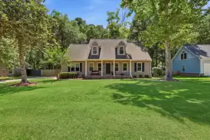 210 Fort St, Summerville, SC 29485 - Photo 1