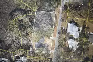 725 5th St, Mount Pleasant, SC 29464 - Photo 1