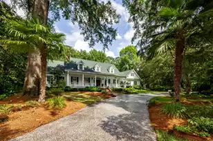 101 Drayton Dr, Summerville, SC 29483 - Photo 1